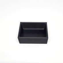 Load image into Gallery viewer, Dollhouse Farmhouse Kitchen Sink, Black
