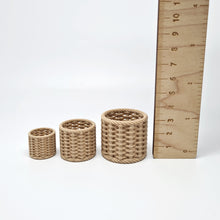 Load image into Gallery viewer, Dollhouse Miniature Baskets, Set of 3
