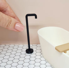 Load image into Gallery viewer, Dollhouse Floor-Standing Bath Faucet, Black

