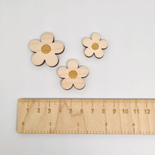 Load image into Gallery viewer, Dollhouse Daisy Wall Decor, Set of 3
