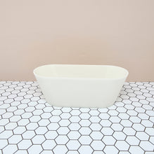 Load image into Gallery viewer, Dollhouse White Oval Bathtub
