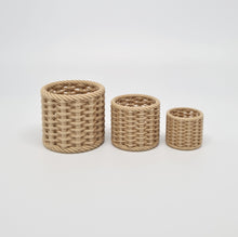 Load image into Gallery viewer, Dollhouse Miniature Baskets, Set of 3
